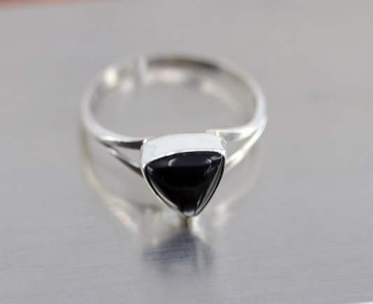 Navajo Silver Onyx Ring Size 7 1/2